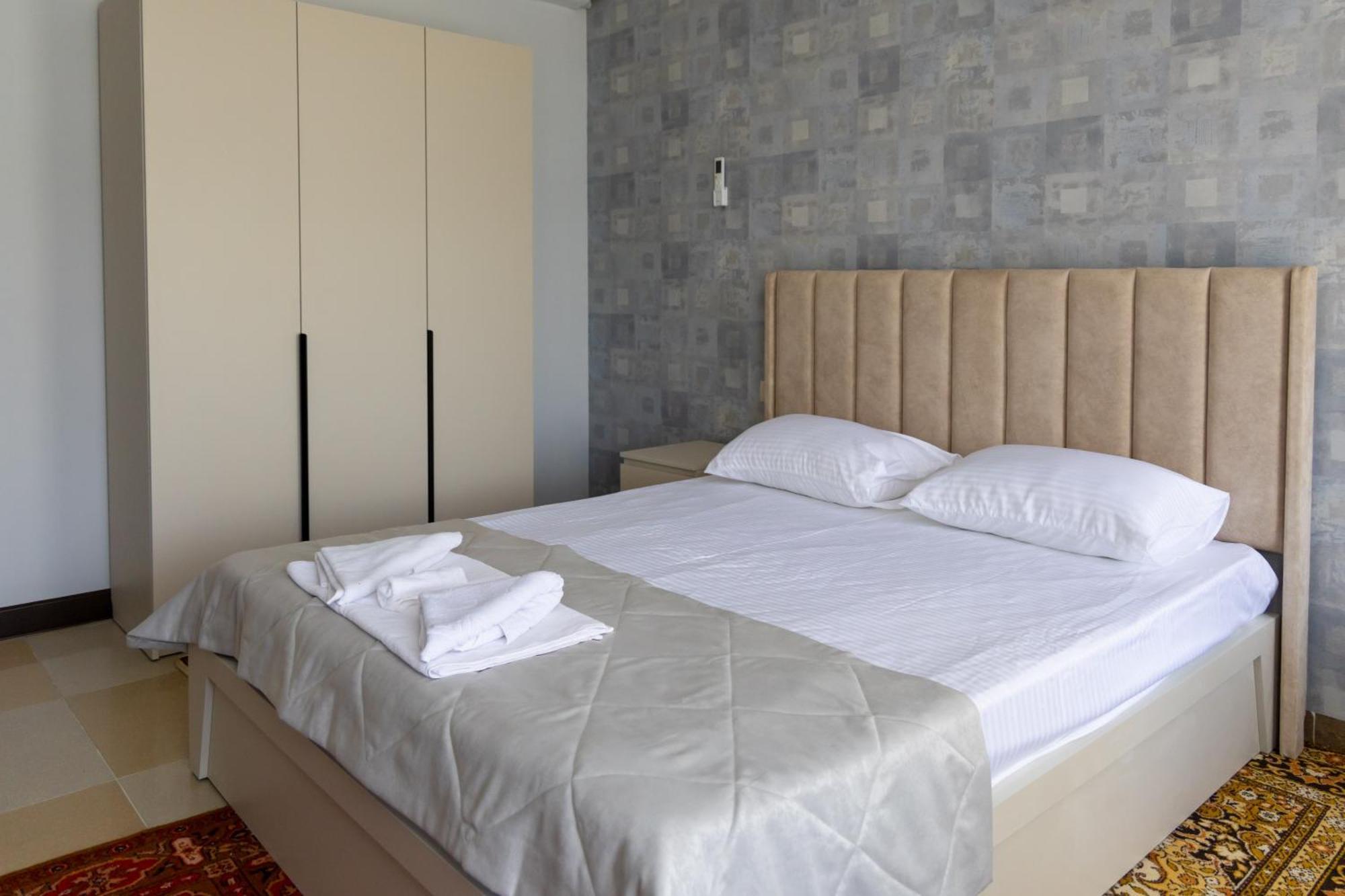 Gladzor Hotel Eksteriør billede